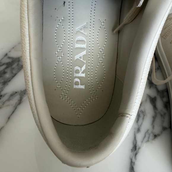 Prada Milano 2EE448 Mens White Pebbled Leather Low Top Sneakers, UK 10 main image 11